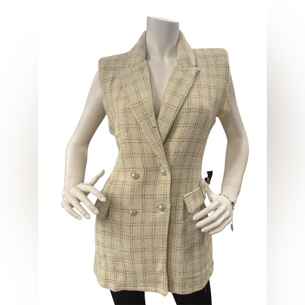 Alice Blue NWT Beige Plaid Sleeveless Vest Size L